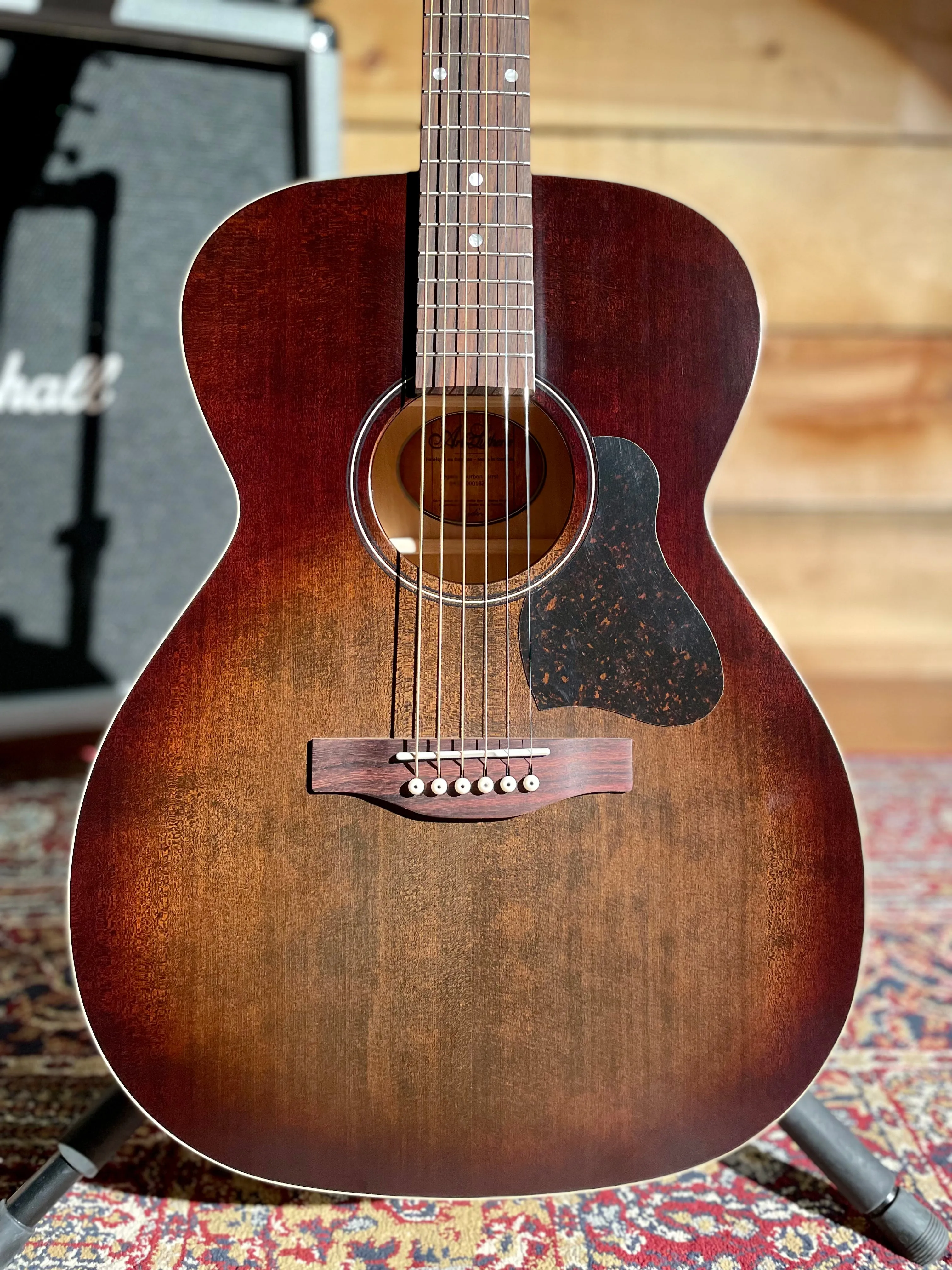 Art & Lutherie Legacy, Bourbon Burst