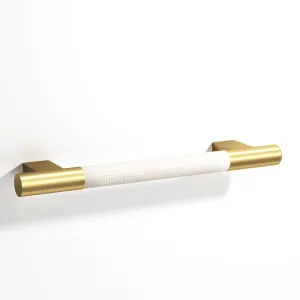 Colonial Bronze (The Tanner's Craft) L536 Series Cabinet Pull, Appliance Pull, Door Pull