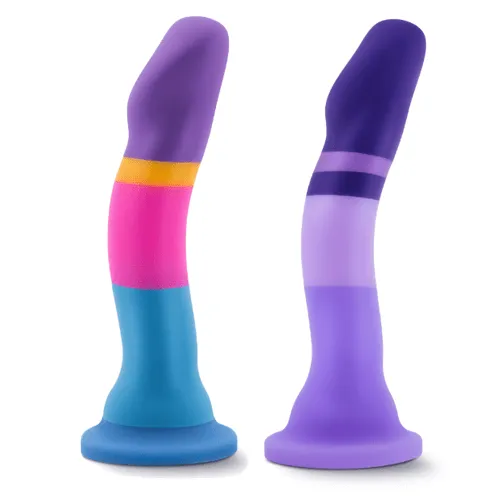 Curved Dildo by Avant