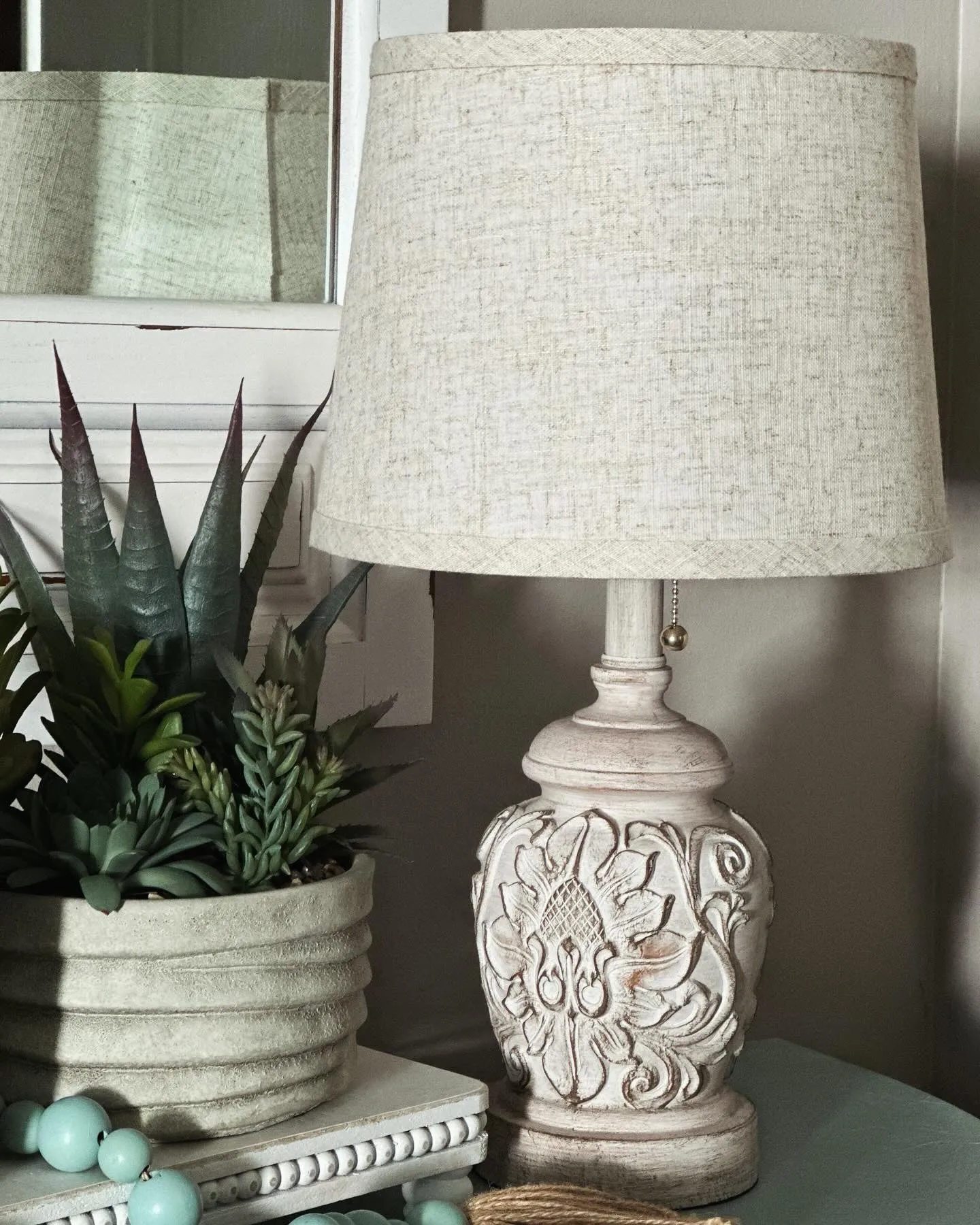 Vintage Rustic Table Lamp With USB Port