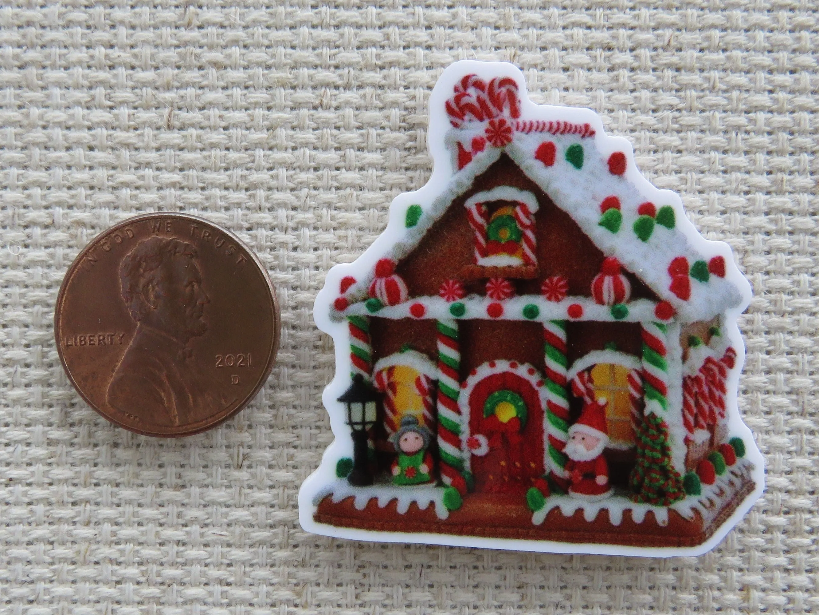 Well Decorated Gingerbread House Needle Minder, Cover Minder, Magnet